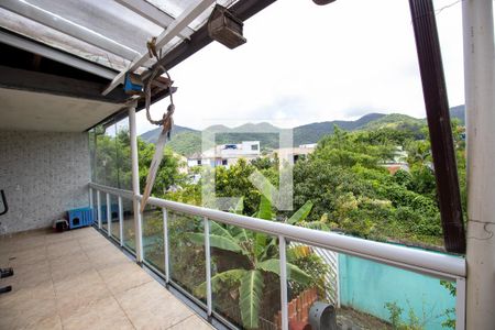 Casa à venda com 176m², 2 quartos e 2 vagasVaranda