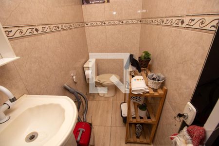 Casa à venda com 176m², 2 quartos e 2 vagasLavabo