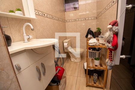 Casa à venda com 176m², 2 quartos e 2 vagasLavabo