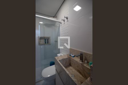 Casa de condomínio à venda com 115m², 3 quartos e 2 vagasBanheiro 3