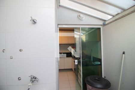 Casa de condomínio à venda com 115m², 3 quartos e 2 vagasÁrea de Serviço