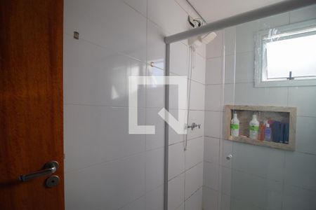 Casa de condomínio à venda com 115m², 3 quartos e 2 vagasBanheiro da Suite