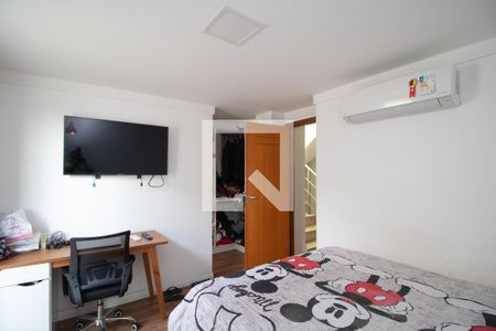 Quarto 1 Suite de casa de condomínio à venda com 3 quartos, 115m² em Parque Vitoria, São Paulo