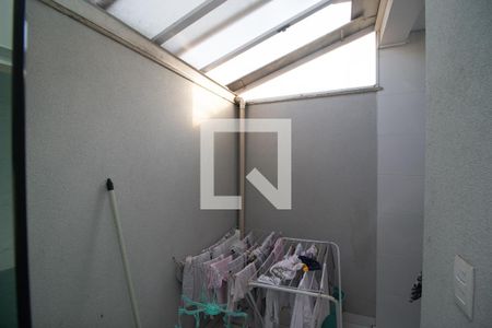 Casa de condomínio à venda com 115m², 3 quartos e 2 vagasÁrea de Serviço