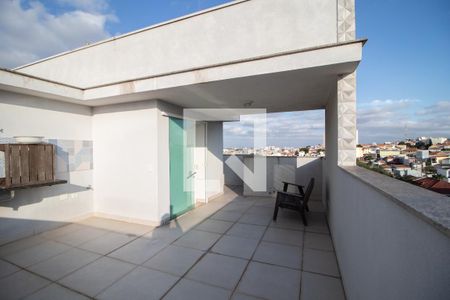 Casa de condomínio à venda com 115m², 3 quartos e 2 vagasQuintal com Churrasqueira