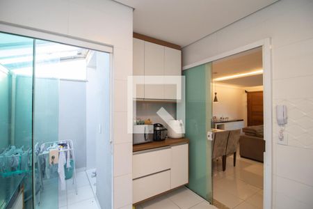 Casa de condomínio à venda com 115m², 3 quartos e 2 vagasCozinha