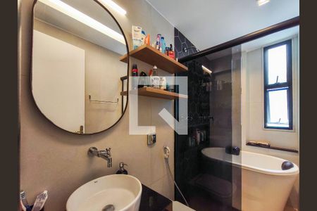 Apartamento à venda com 85m², 2 quartos e 1 vagaBanheiro Corredor