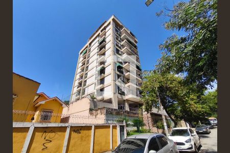 Apartamento à venda com 85m², 2 quartos e 1 vagaFachada e portaria