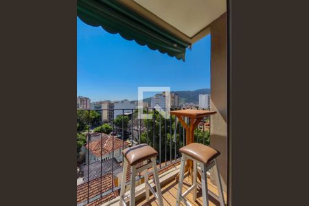 Apartamento à venda com 85m², 2 quartos e 1 vagaVaranda do Quarto 1