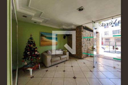 Apartamento à venda com 85m², 2 quartos e 1 vagaFachada e portaria