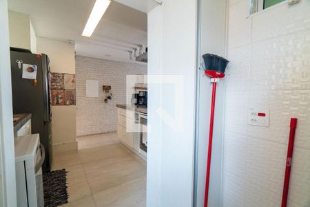 Apartamento à venda com 74m², 2 quartos e 1 vaga Apartamento à venda com 74m², 2 quartos e 1 vagaÁrea de Serviço