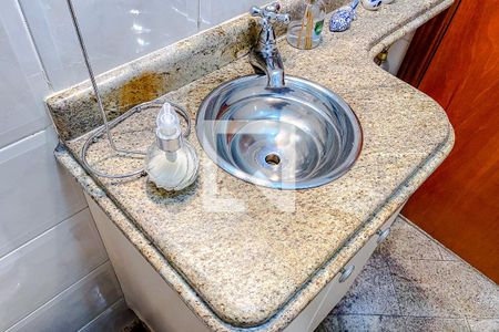 Apartamento à venda com 129m², 4 quartos e 4 vagasLavabo