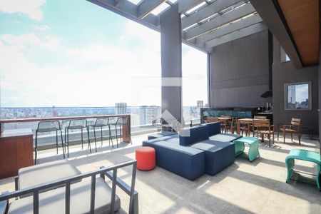 Studio para alugar com 22m², 1 quarto e sem vaga Studio para alugar com 22m², 1 quarto e sem vagaÁrea comum - Piscina