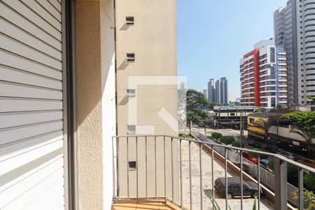 Apartamento para alugar com 94m², 3 quartos e 1 vaga Apartamento para alugar com 94m², 3 quartos e 1 vagaSuíte - Varanda