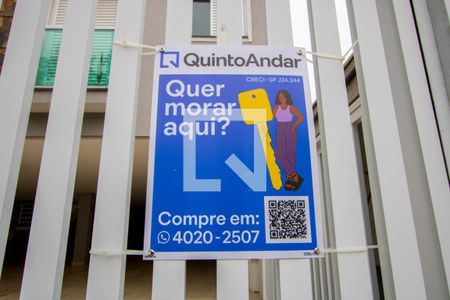 Apartamento para alugar com 48m², 2 quartos e 1 vagaPlaquinha instalada na fachada