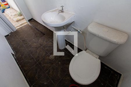 Casa à venda com 174m², 4 quartos e 1 vagaBanheiro 3