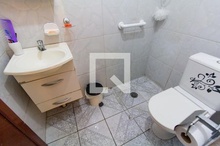 Casa à venda com 174m², 4 quartos e 1 vagaBanheiro 2
