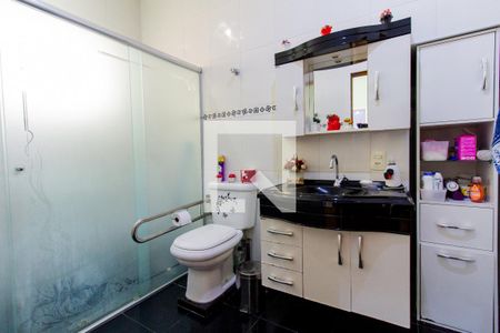 Casa à venda com 174m², 4 quartos e 1 vagaBanheiro 1