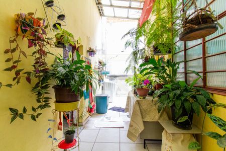 Casa à venda com 174m², 4 quartos e 1 vagaQuintal