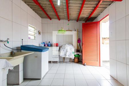 Casa à venda com 174m², 4 quartos e 1 vagaÁrea de Serviço