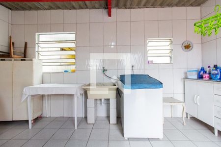 Casa à venda com 174m², 4 quartos e 1 vagaÁrea de Serviço