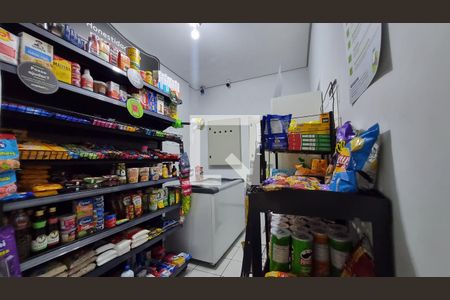 Apartamento para alugar com 60m², 2 quartos e 1 vagamercado