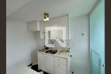 Apartamento à venda com 65m², 2 quartos e 1 vagaCozinha e Área de Serviço