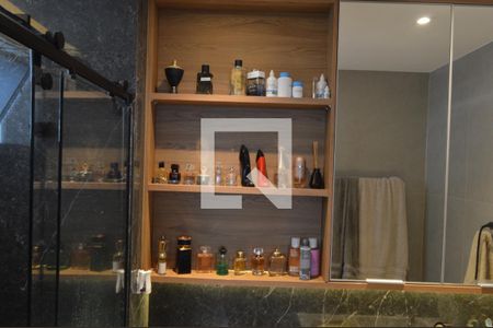 Apartamento à venda com 115m², 3 quartos e 2 vagasBanheiro da Suíte