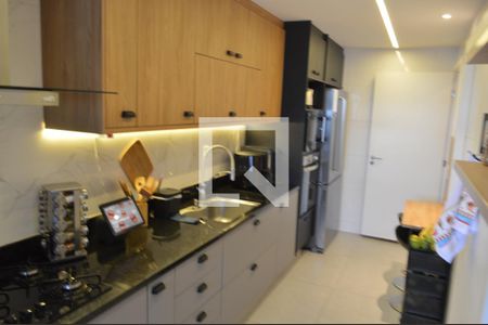 Apartamento à venda com 115m², 3 quartos e 2 vagasCozinha