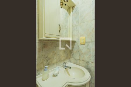 Casa de condomínio para alugar com 100m², 3 quartos e 1 vaga Casa de condomínio para alugar com 100m², 3 quartos e 1 vagaBanheiro Social 2