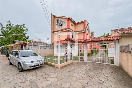 Casa de condomínio para alugar com 100m², 3 quartos e 1 vaga Casa de condomínio para alugar com 100m², 3 quartos e 1 vagaFachada