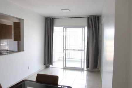Sala de apartamento para alugar com 3 quartos, 79m² em Setor Goiânia 2, Goiânia
