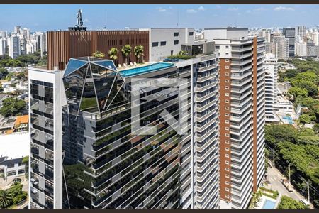 Apartamento à venda com 77m², 2 quartos e 1 vaga