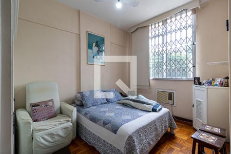Apartamento à venda com 115m², 3 quartos e 1 vagaQuarto 2
