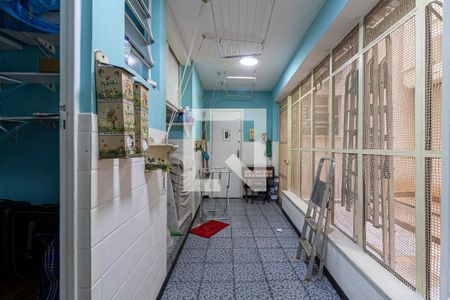 Apartamento à venda com 115m², 3 quartos e 1 vagaÁrea de Serviço