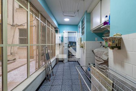 Apartamento à venda com 115m², 3 quartos e 1 vagaÁrea de Serviço