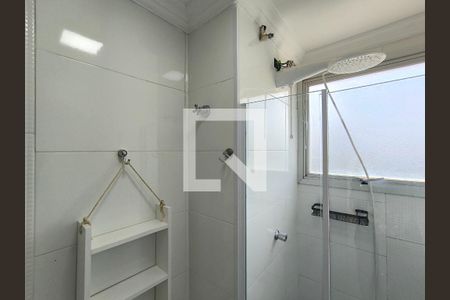 Banheiro de apartamento para alugar com 2 quartos, 56m² em Anhangabaú, Jundiaí