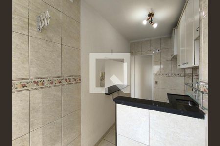 Cozinha de apartamento para alugar com 2 quartos, 56m² em Anhangabaú, Jundiaí