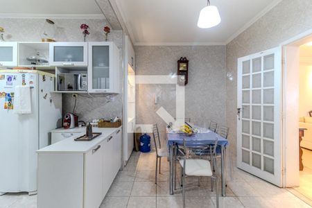 Apartamento à venda com 152m², 3 quartos e 2 vagas Apartamento à venda com 152m², 3 quartos e 2 vagasCozinha