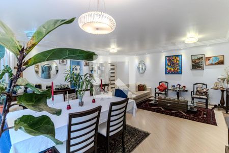 Apartamento à venda com 152m², 3 quartos e 2 vagas Apartamento à venda com 152m², 3 quartos e 2 vagasSala