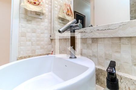 Apartamento à venda com 152m², 3 quartos e 2 vagas Apartamento à venda com 152m², 3 quartos e 2 vagasBanheiro Social