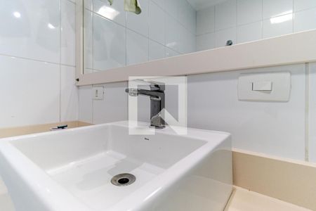 Apartamento à venda com 152m², 3 quartos e 2 vagas Apartamento à venda com 152m², 3 quartos e 2 vagasBanheiro da Suíte