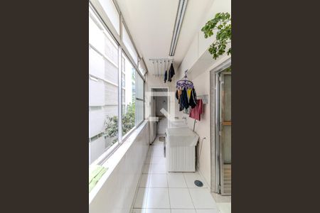 Apartamento à venda com 152m², 3 quartos e 2 vagas Apartamento à venda com 152m², 3 quartos e 2 vagasÁrea de Serviço