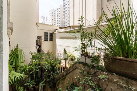 Apartamento à venda com 134m², 2 quartos e 2 vagas Apartamento à venda com 134m², 2 quartos e 2 vagasÁrea Privativa 2