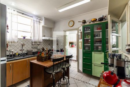 Apartamento à venda com 134m², 2 quartos e 2 vagas Apartamento à venda com 134m², 2 quartos e 2 vagasCozinha