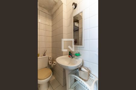 Apartamento à venda com 134m², 2 quartos e 2 vagas Apartamento à venda com 134m², 2 quartos e 2 vagasBanheiro de Serviço