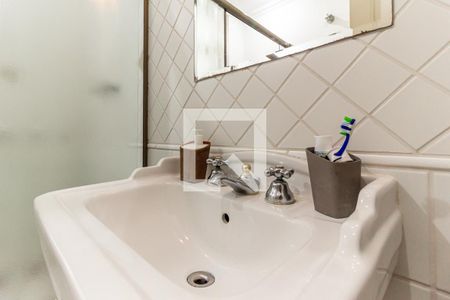 Apartamento à venda com 134m², 2 quartos e 2 vagas Apartamento à venda com 134m², 2 quartos e 2 vagasBanheiro Social