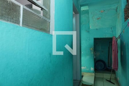 Casa para alugar com 50m², 1 quarto e sem vagaPortão de entrada - Corredor lateral - fundos