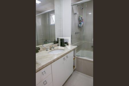 Apartamento para alugar com 136m², 3 quartos e 2 vagasBanheiro da Suíte 1