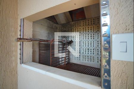 Casa à venda com 280m², 4 quartos e 4 vagasQuintal Fundos - Churrasqueira